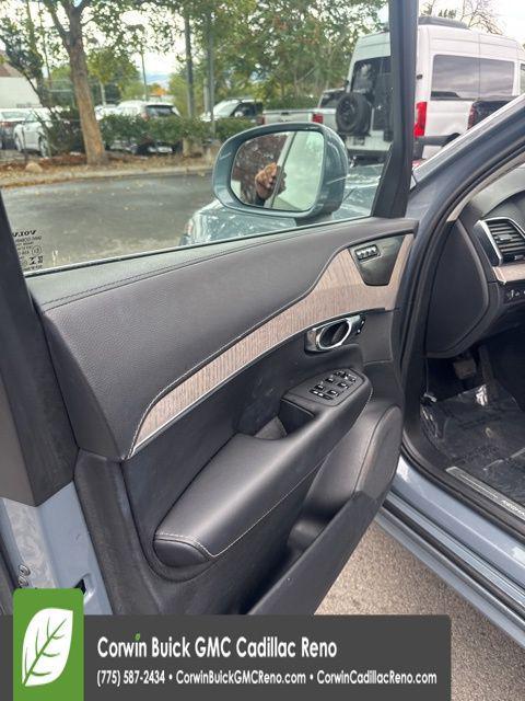 used 2022 Volvo XC90 Recharge Plug-In Hybrid car, priced at $45,995