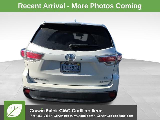 used 2014 Toyota Highlander car, priced at $13,989