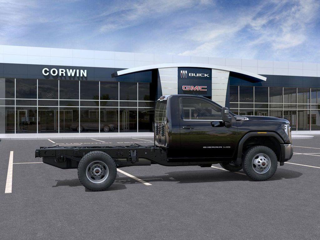 new 2025 GMC Sierra 3500 car, priced at $59,555