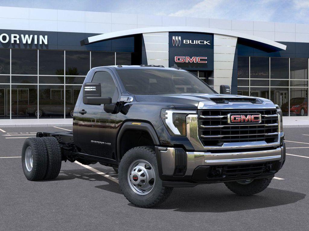 new 2025 GMC Sierra 3500 car, priced at $59,555