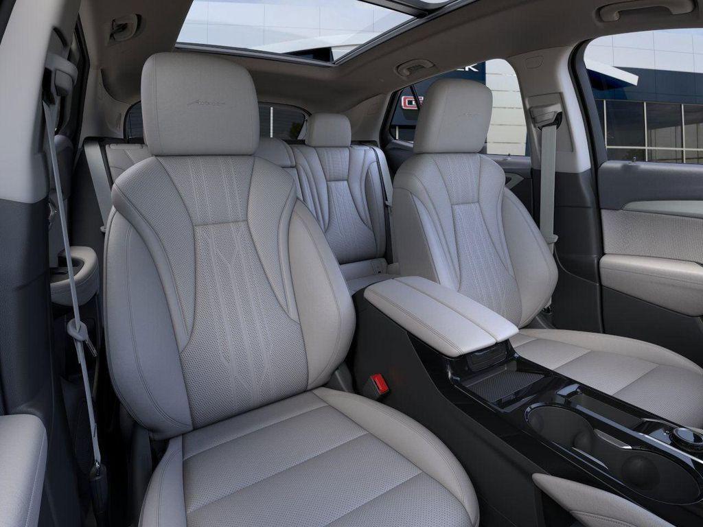 new 2025 Buick Envision car, priced at $45,595