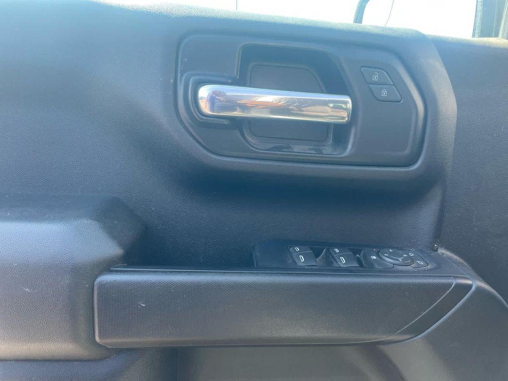 used 2022 GMC Sierra 1500 car, priced at $20,995