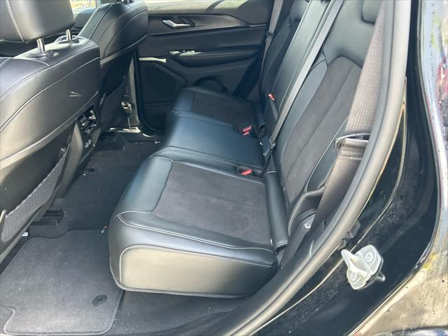 used 2023 Jeep Grand Cherokee car, priced at $32,985