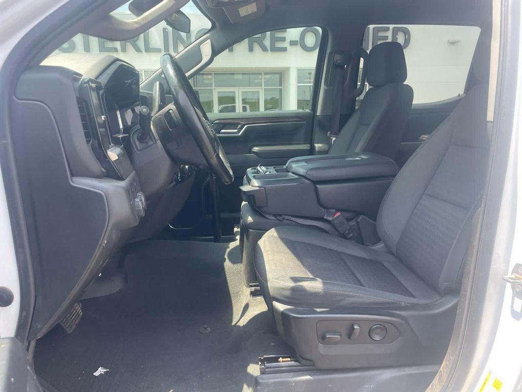 used 2023 Chevrolet Silverado 1500 car, priced at $35,990