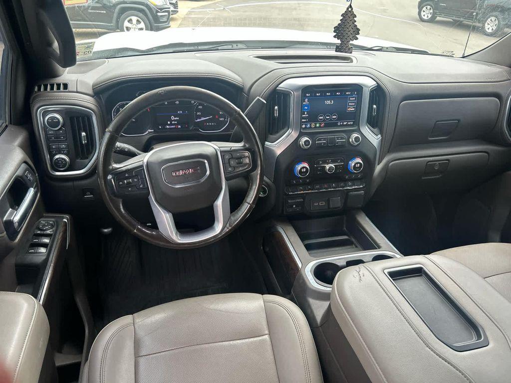 used 2021 GMC Sierra 1500 car, priced at $32,000