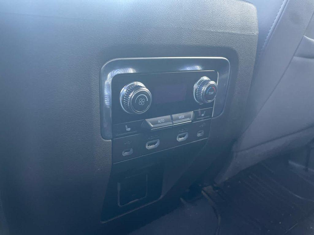 used 2021 GMC Yukon car, priced at $44,995