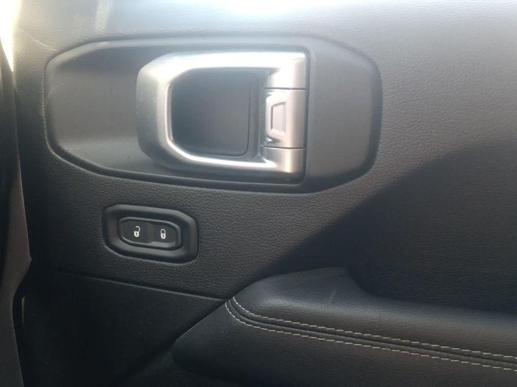 used 2020 Jeep Gladiator car, priced at $30,786