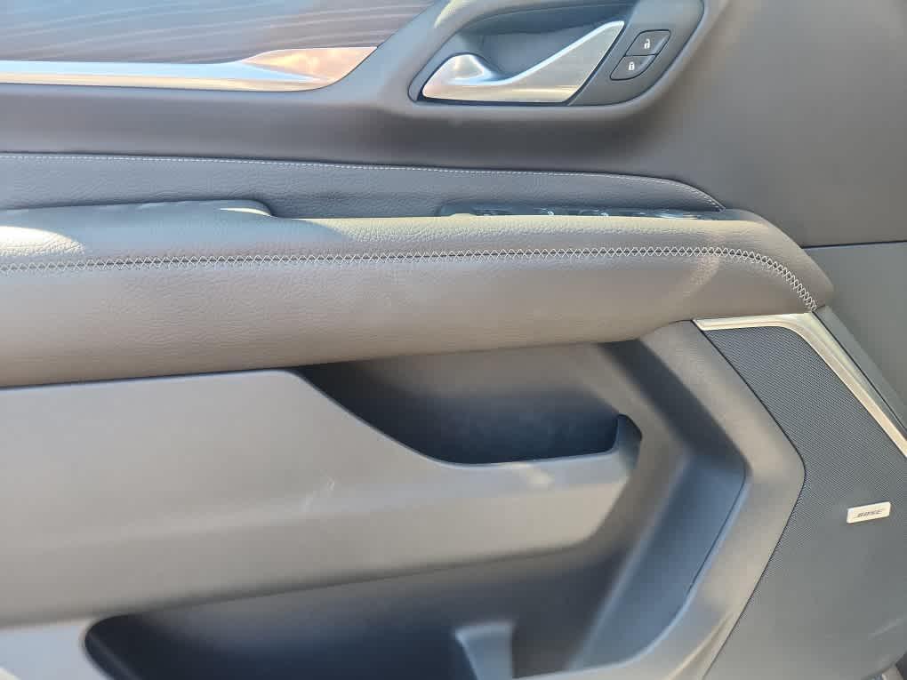 used 2022 GMC Yukon XL car, priced at $48,022