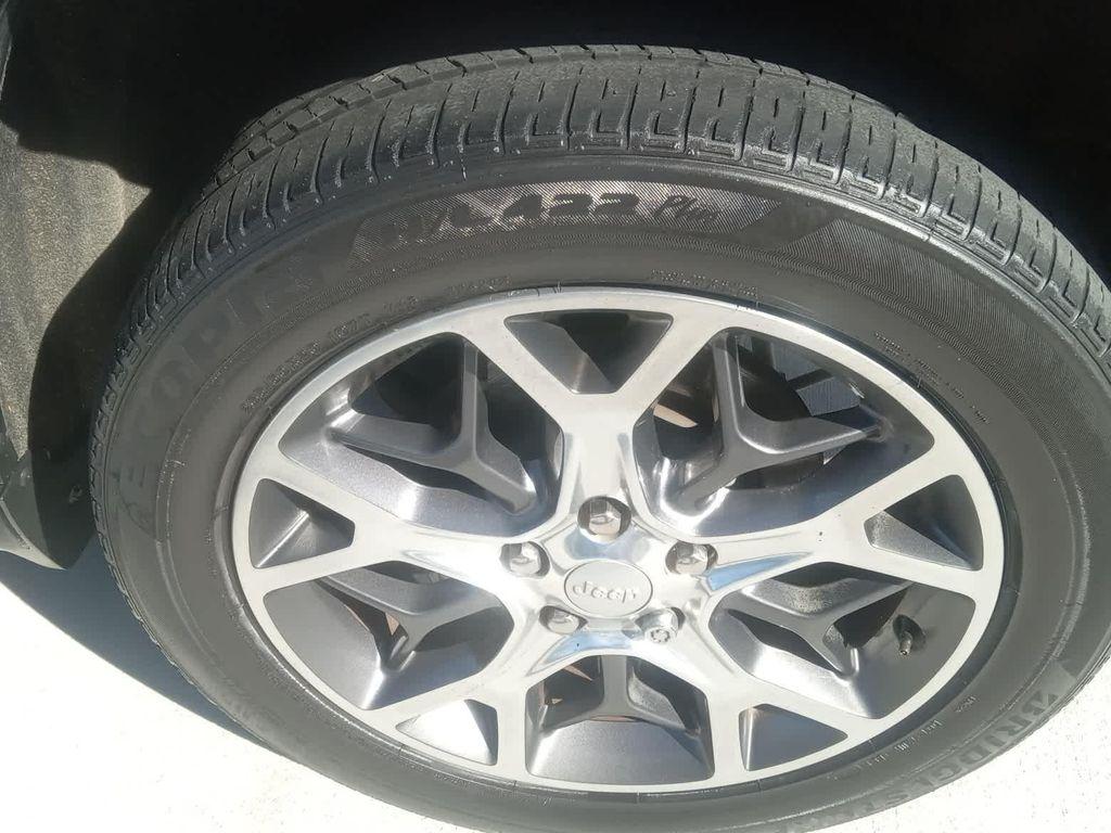 used 2019 Jeep Grand Cherokee car, priced at $21,500