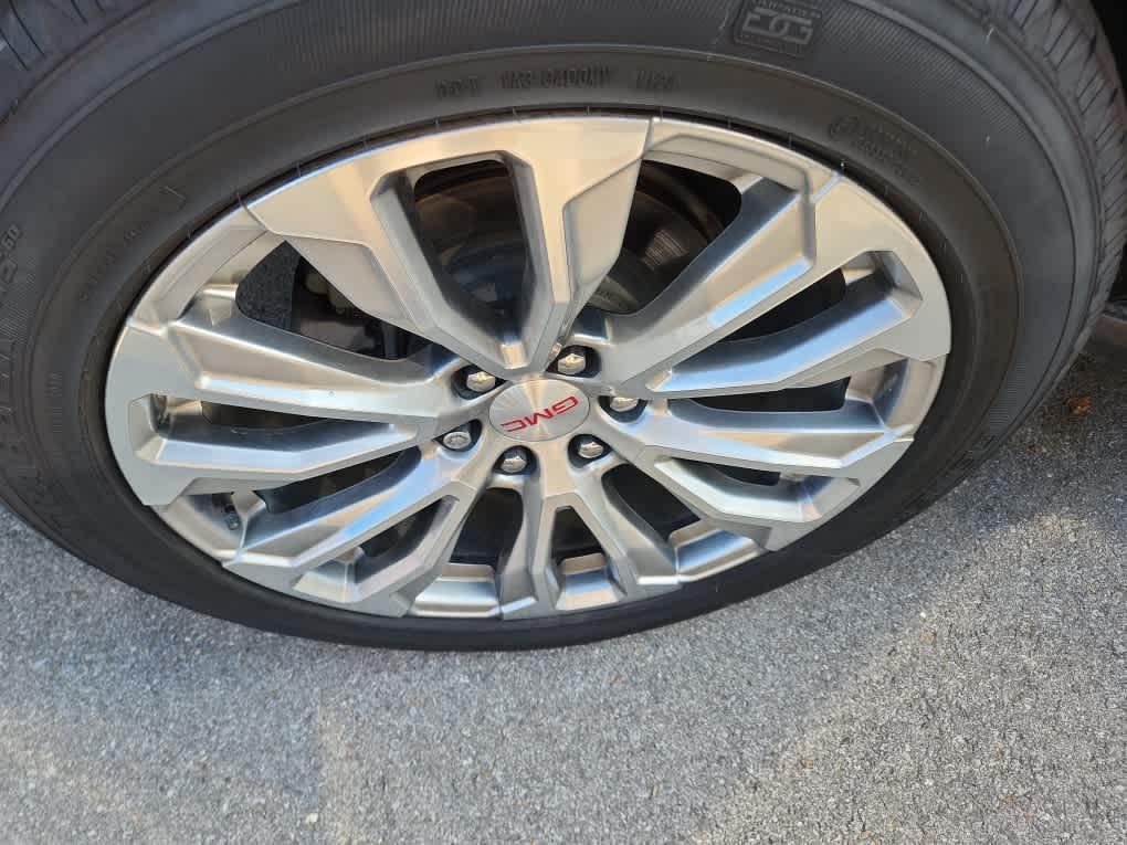 used 2021 GMC Yukon XL car, priced at $46,295