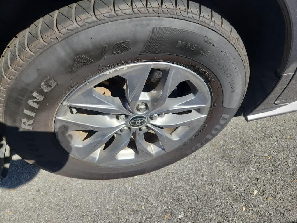 used 2023 Toyota Sienna car, priced at $37,889