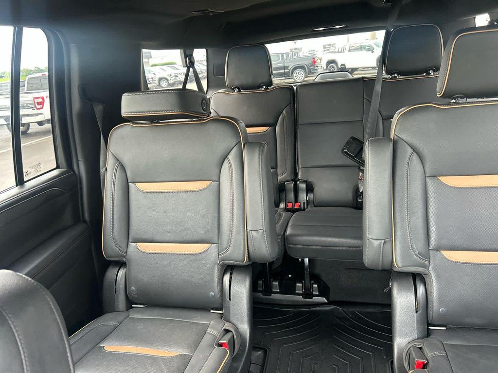 used 2022 GMC Yukon XL car, priced at $44,995