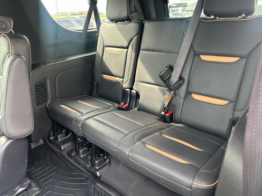 used 2022 GMC Yukon XL car, priced at $44,995