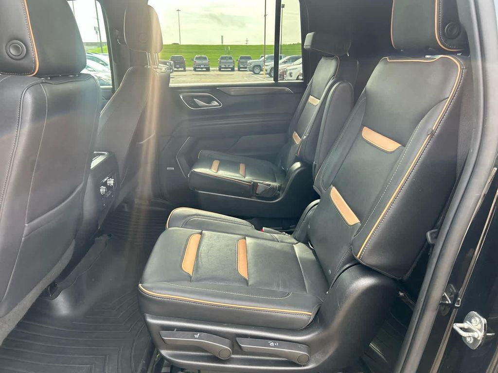 used 2022 GMC Yukon XL car, priced at $44,995