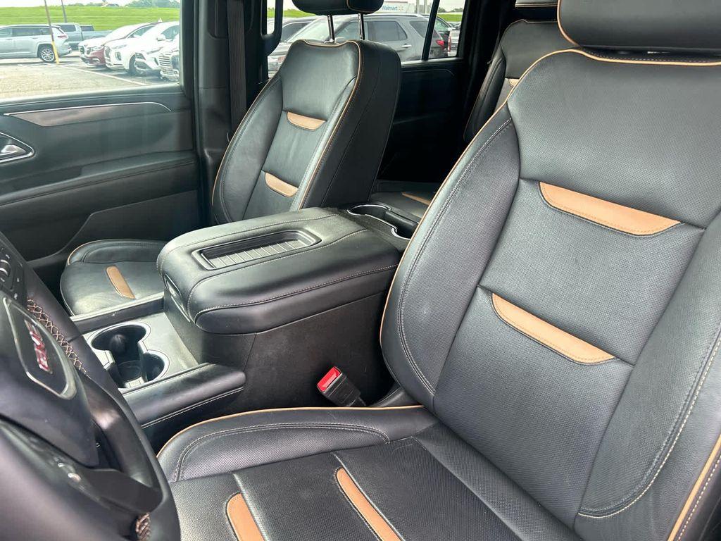 used 2022 GMC Yukon XL car, priced at $44,995