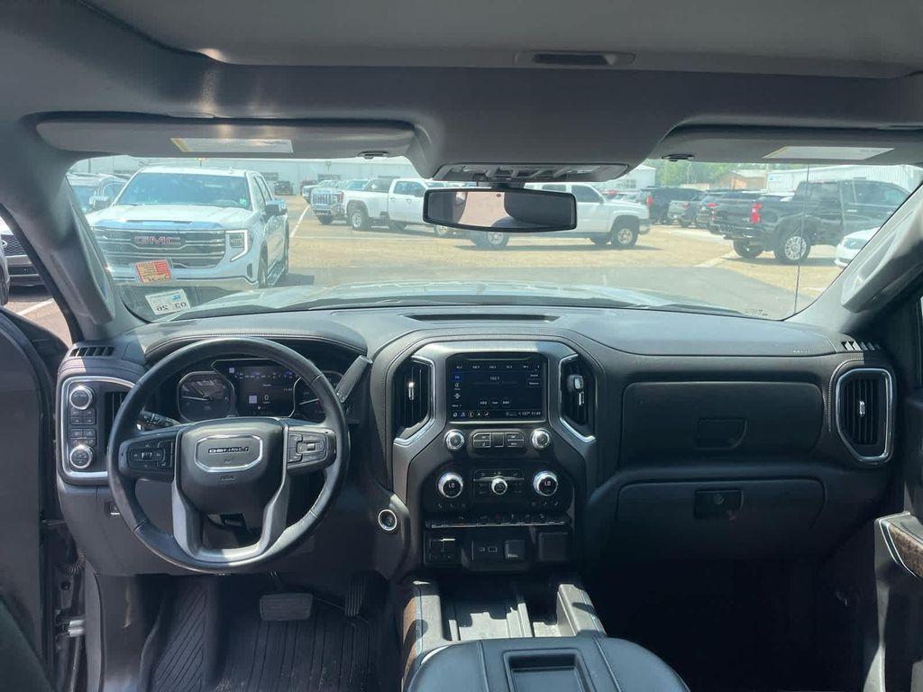 used 2021 GMC Sierra 1500 car, priced at $46,990