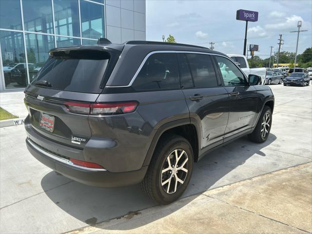 used 2025 Jeep Grand Cherokee car, priced at $44,985