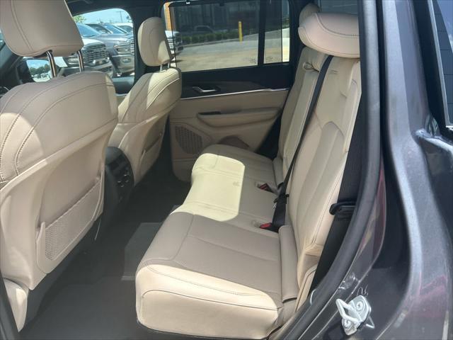 used 2025 Jeep Grand Cherokee car, priced at $44,985