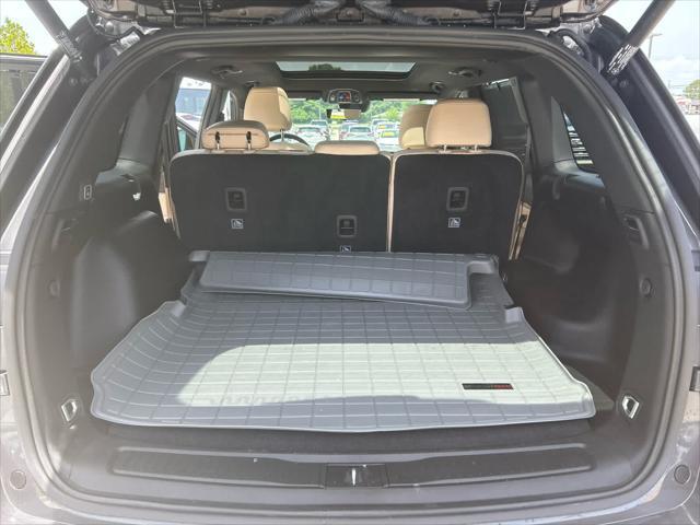used 2025 Jeep Grand Cherokee car, priced at $44,985