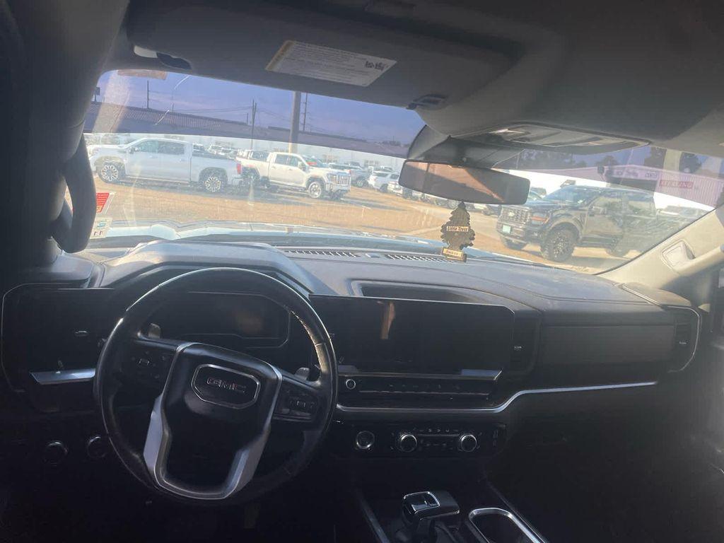 used 2023 GMC Sierra 1500 car, priced at $42,160