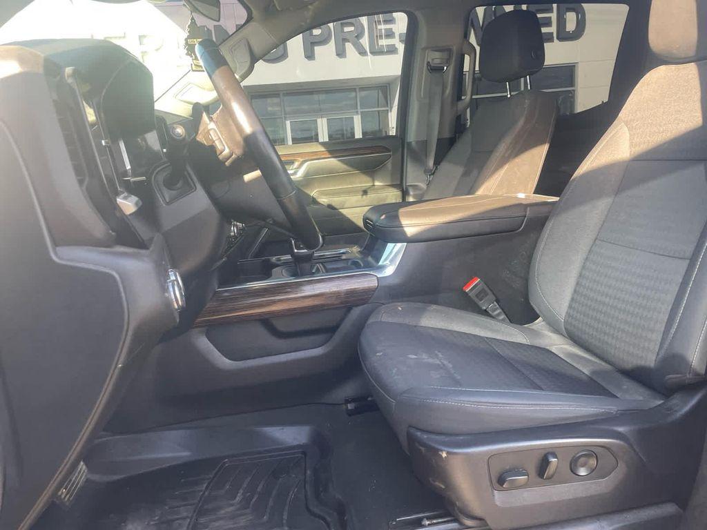 used 2023 GMC Sierra 1500 car, priced at $42,160