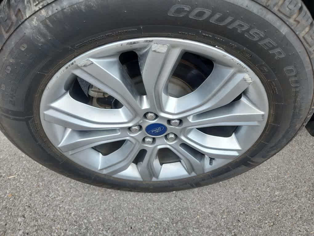 used 2019 Ford Edge car, priced at $16,245
