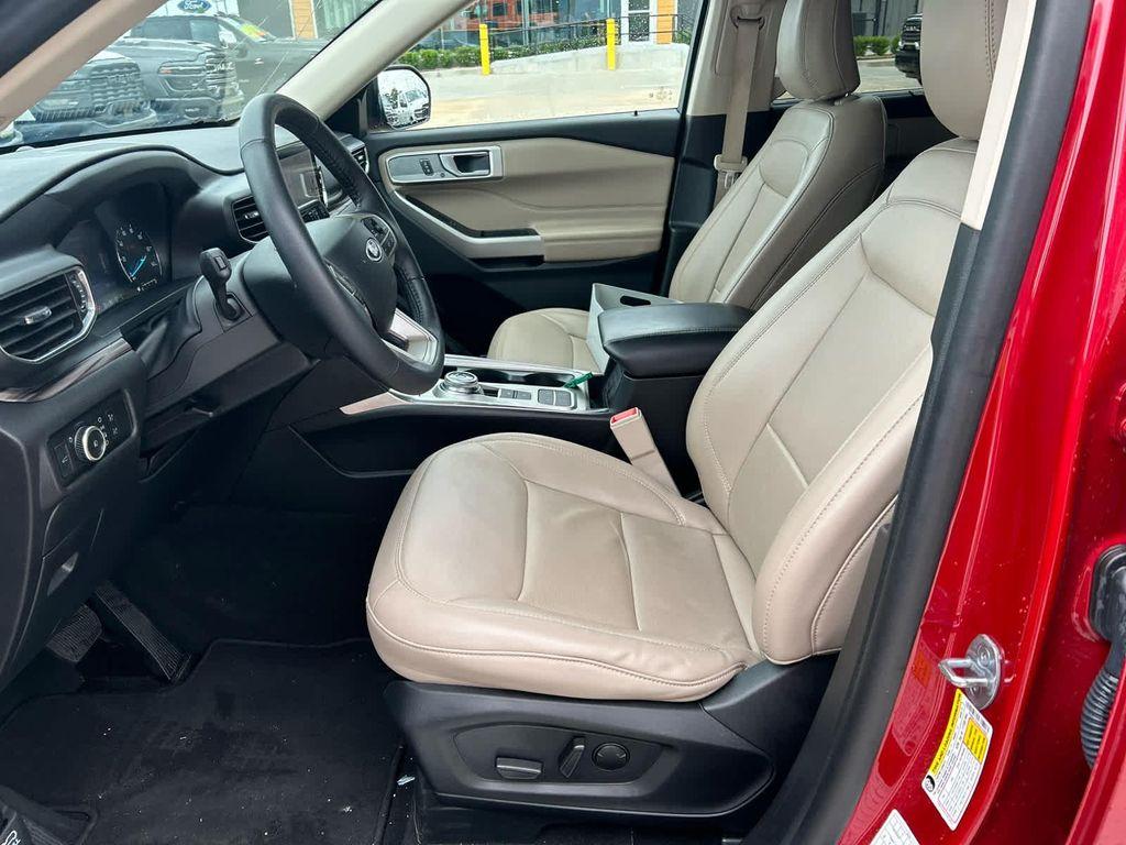 used 2024 Ford Explorer car, priced at $30,962