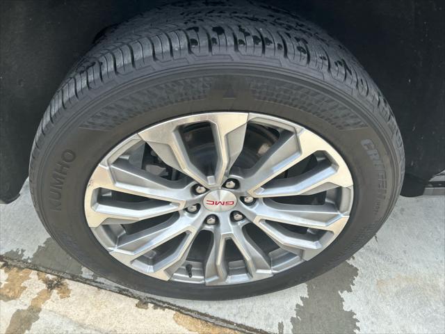 used 2022 GMC Yukon car, priced at $52,985