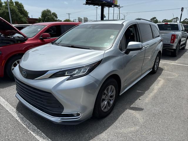 used 2021 Toyota Sienna car, priced at $35,895