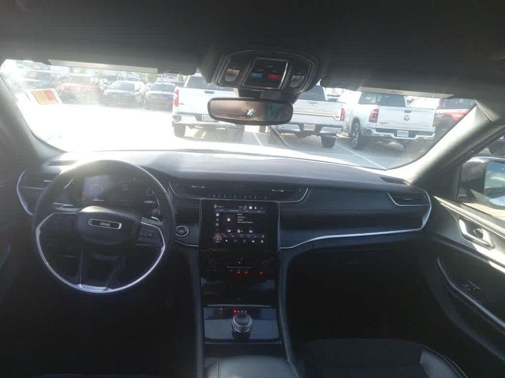 used 2024 Jeep Grand Cherokee car, priced at $30,495