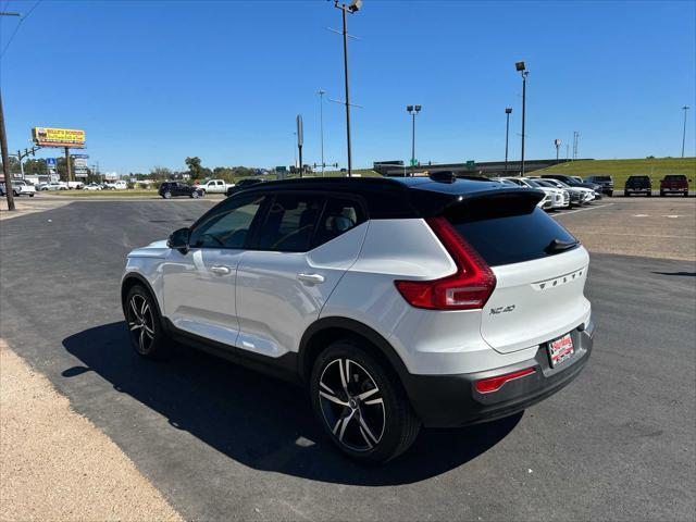 used 2021 Volvo XC40 car, priced at $25,900