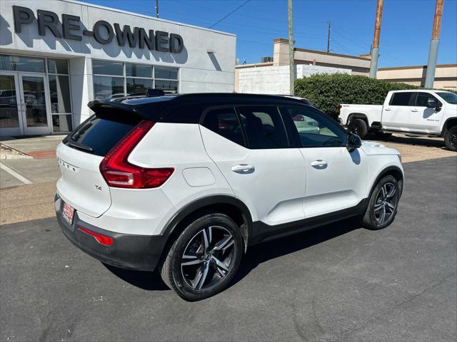 used 2021 Volvo XC40 car, priced at $25,900