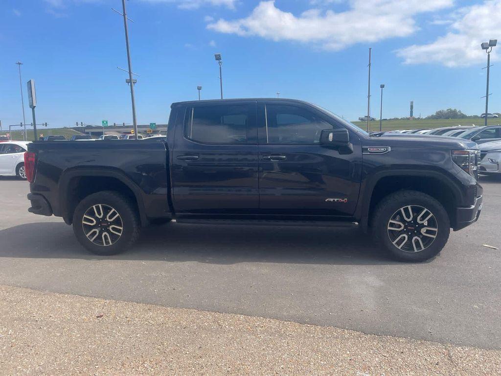 used 2022 GMC Sierra 1500 car, priced at $50,620