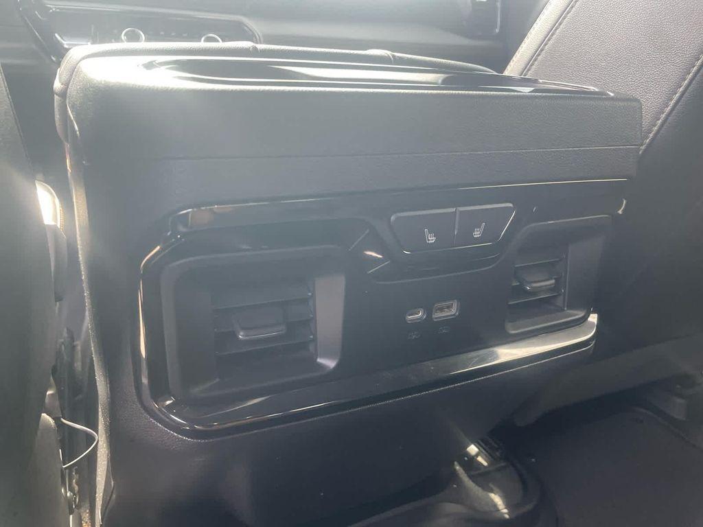 used 2022 GMC Sierra 1500 car, priced at $50,620