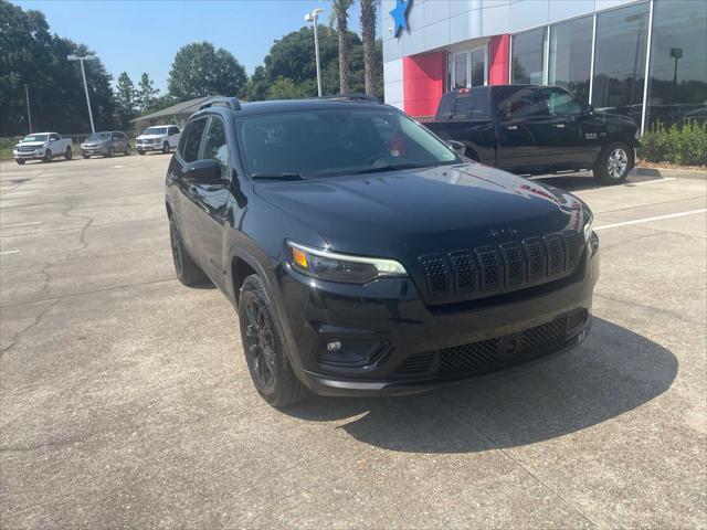 used 2023 Jeep Cherokee car, priced at $23,497