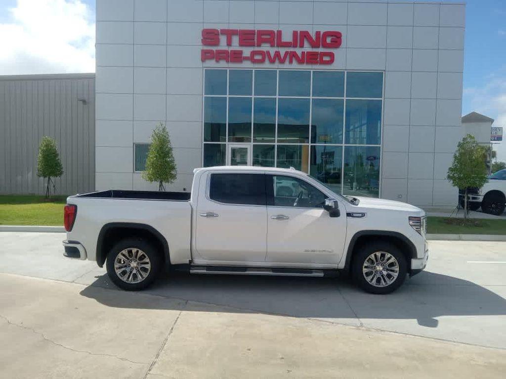 used 2022 GMC Sierra 1500 car, priced at $50,440