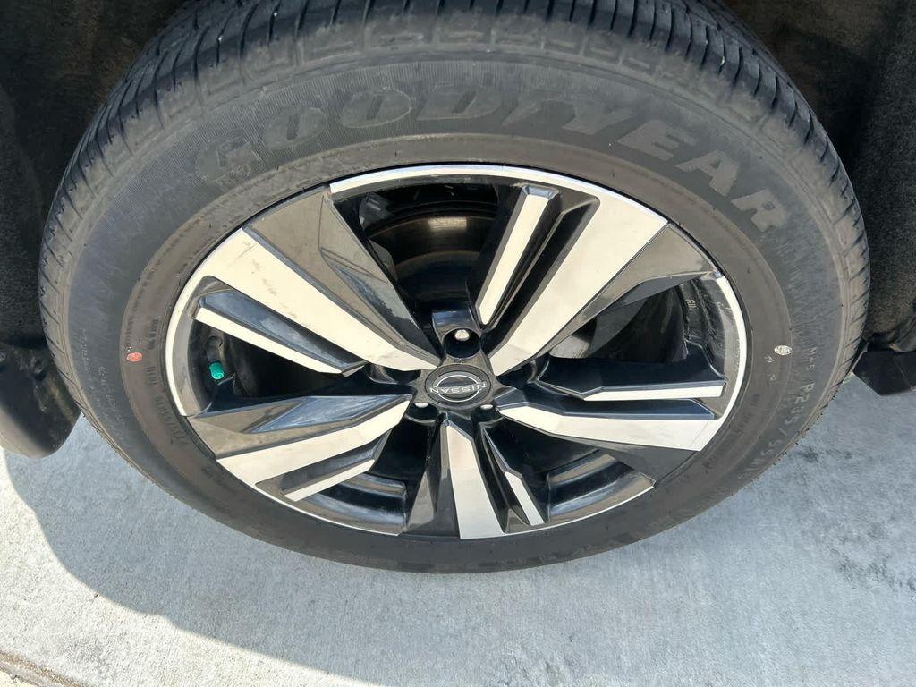 used 2023 Nissan Rogue car, priced at $23,877