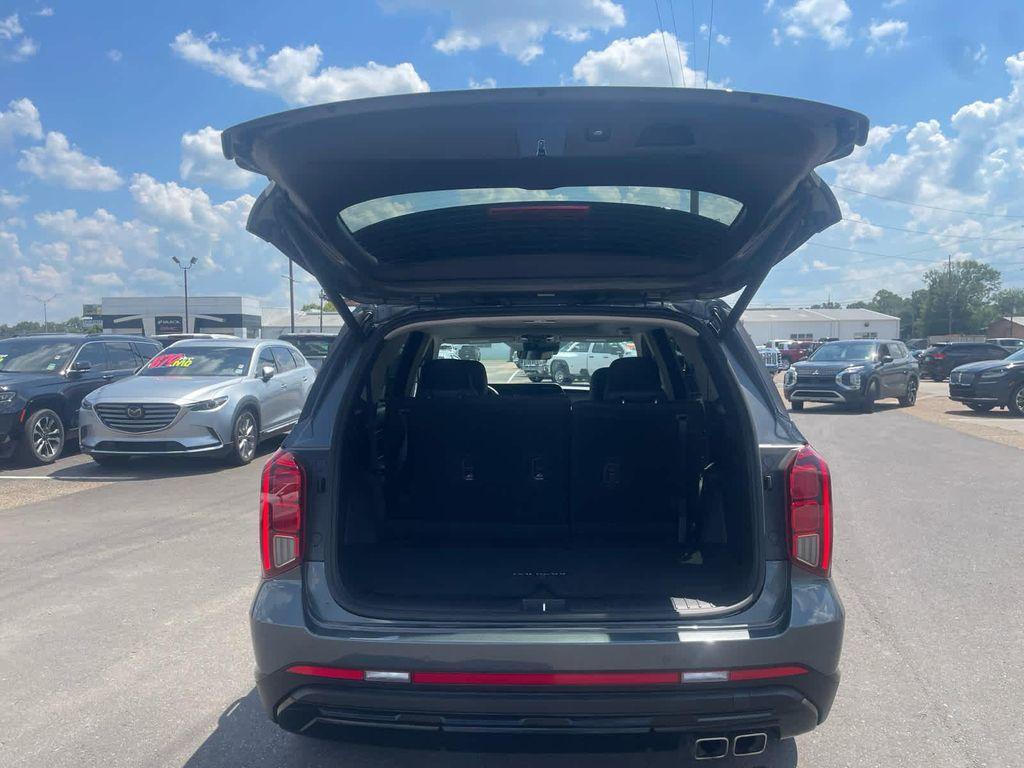 used 2025 Hyundai Palisade car, priced at $39,990