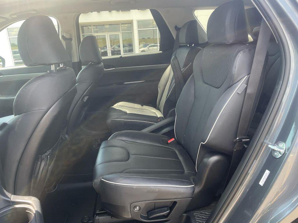 used 2025 Hyundai Palisade car, priced at $39,990
