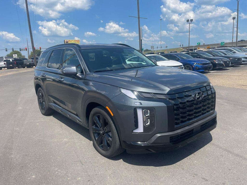 used 2025 Hyundai Palisade car, priced at $39,990