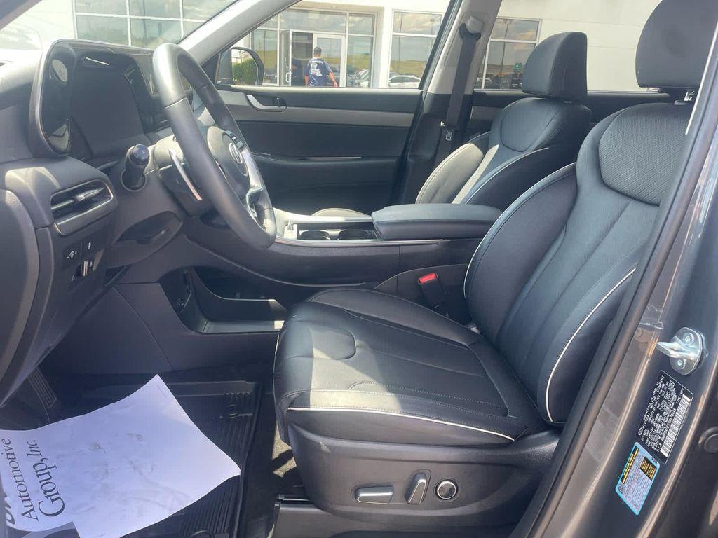 used 2025 Hyundai Palisade car, priced at $39,990