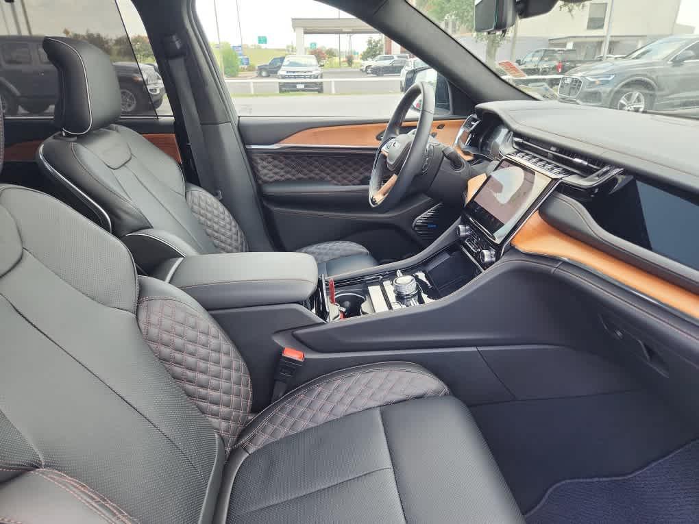 used 2024 Jeep Grand Cherokee car, priced at $49,440