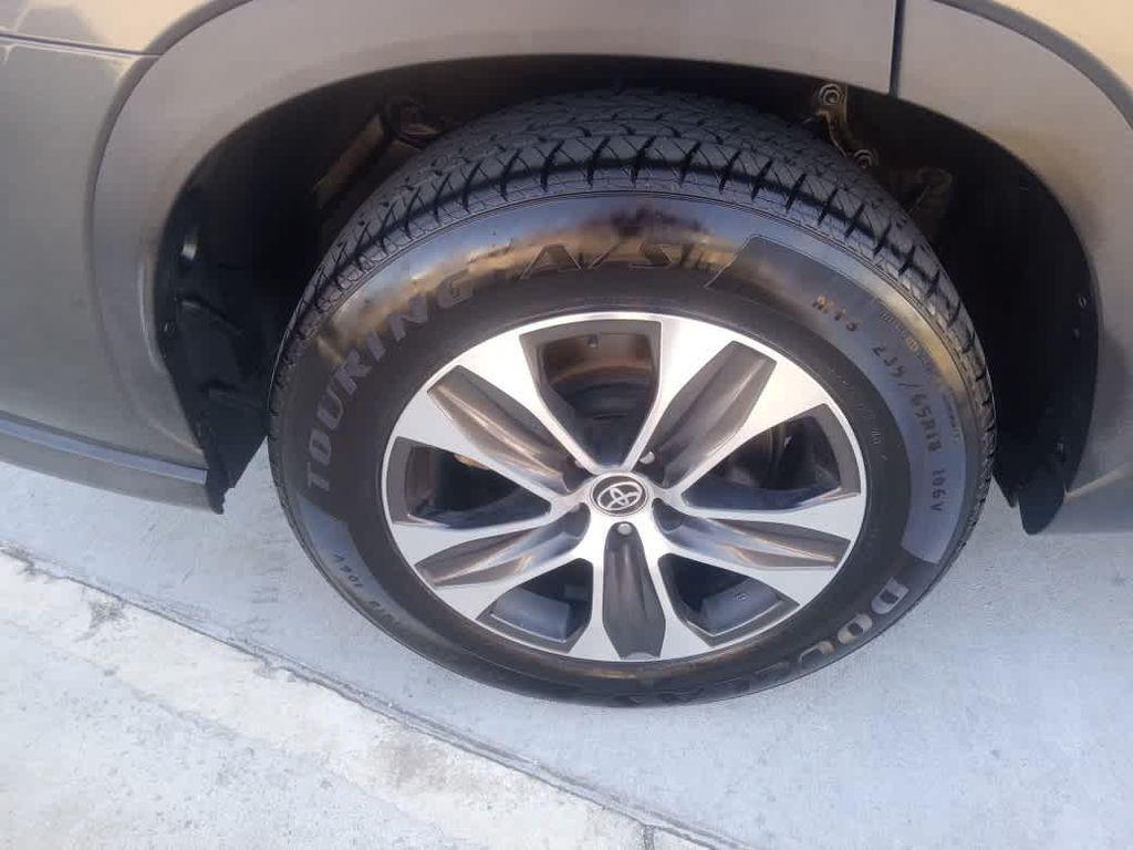 used 2021 Toyota Highlander car, priced at $27,988