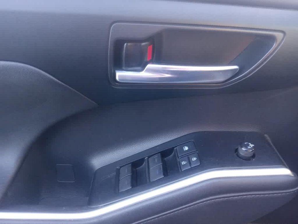 used 2021 Toyota Highlander car, priced at $27,988