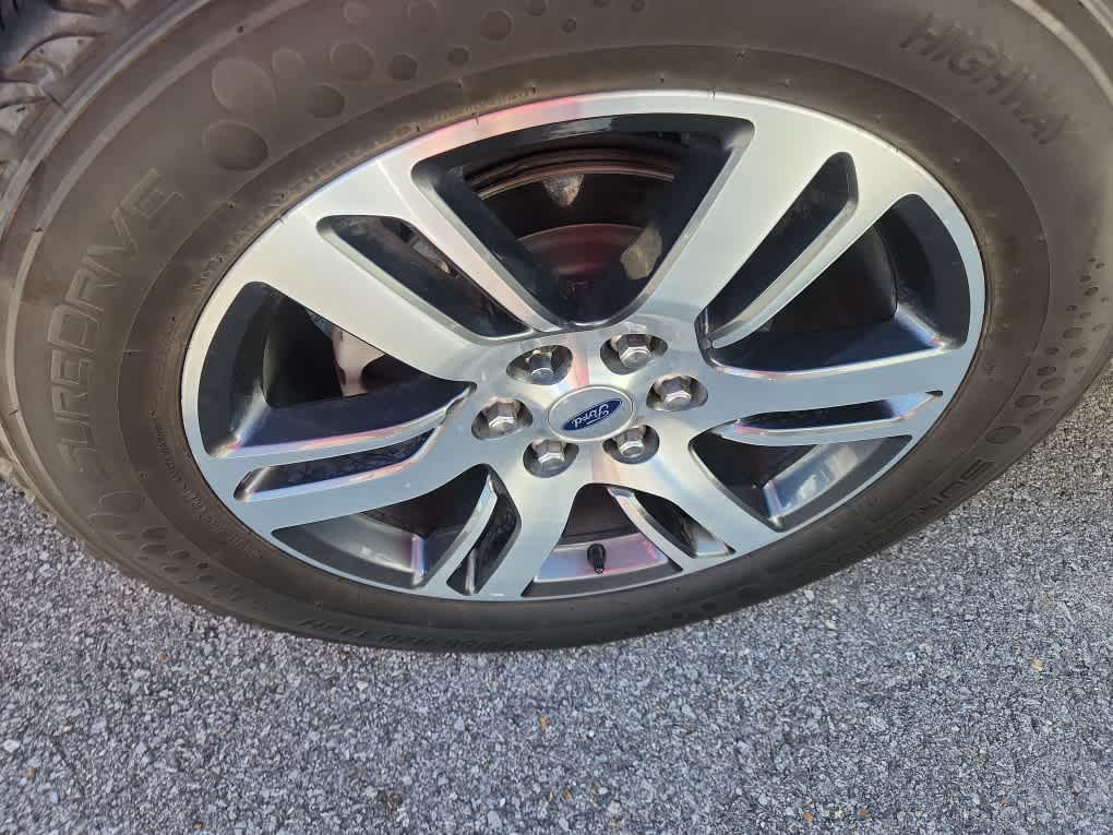 used 2022 Ford Expedition car, priced at $43,306
