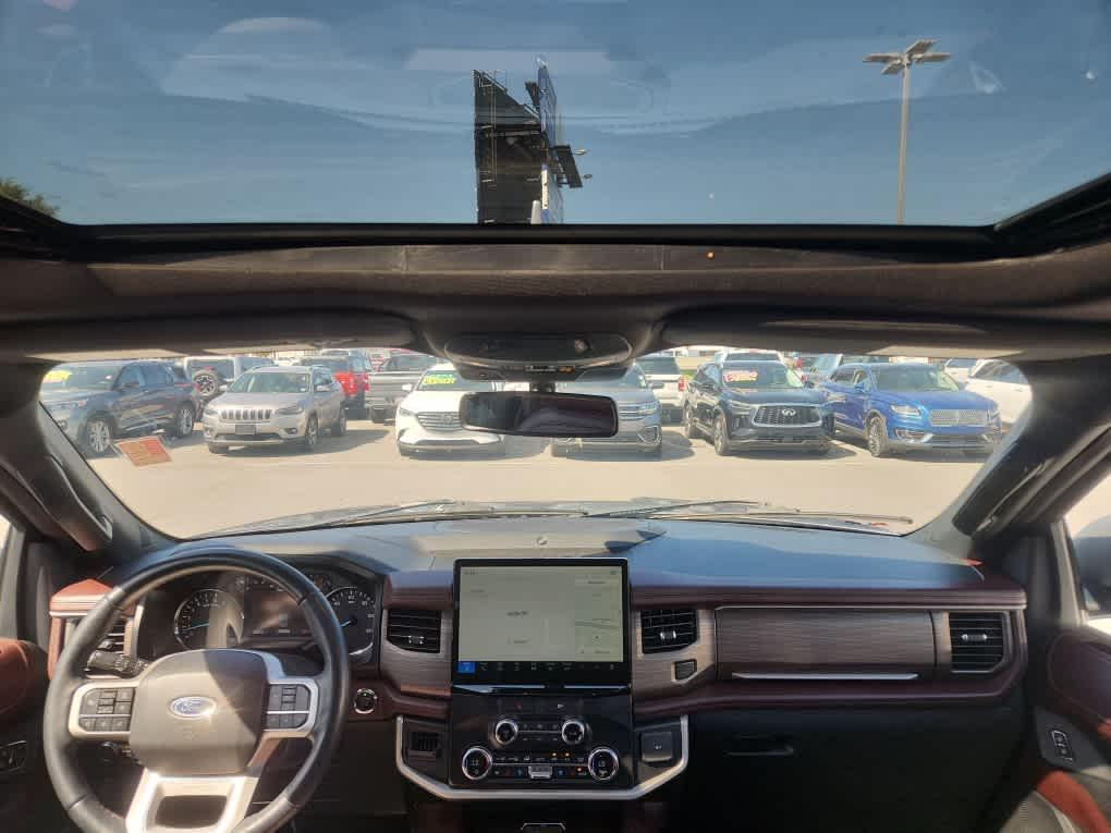 used 2022 Ford Expedition car, priced at $43,306