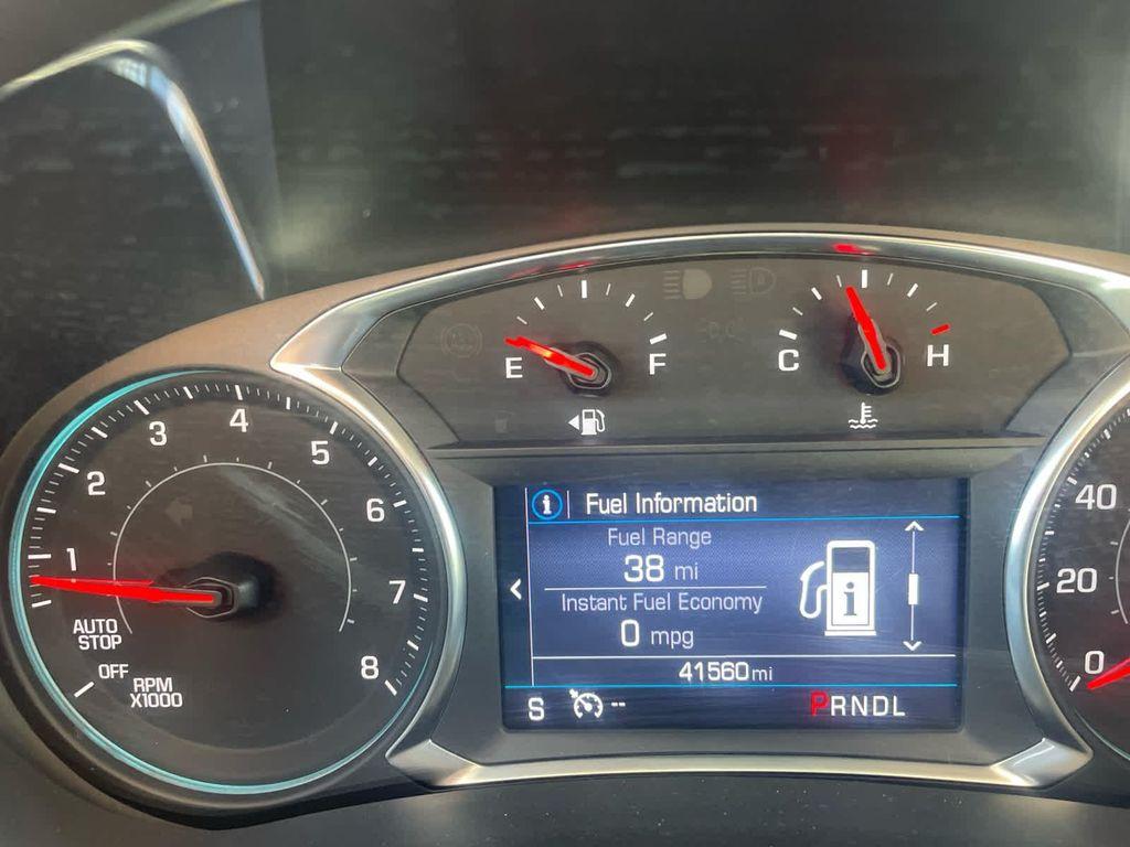 used 2023 Chevrolet Equinox car, priced at $21,300