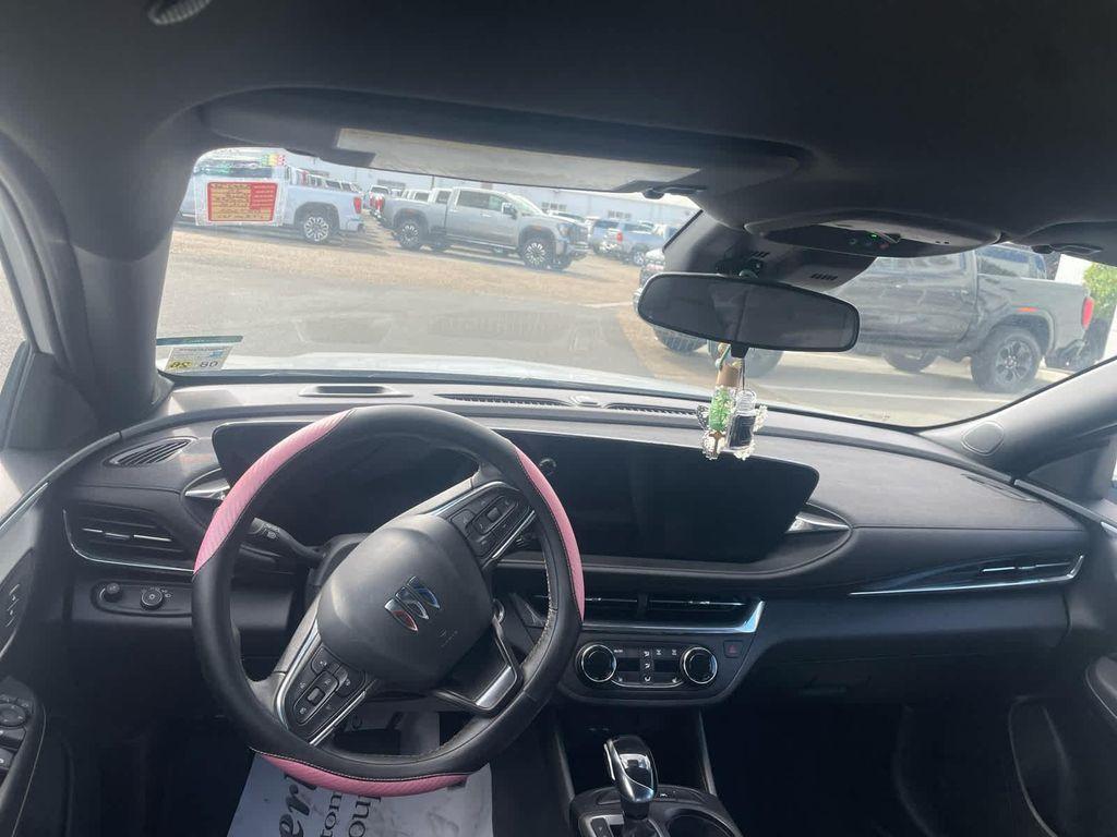 used 2025 Buick Envista car, priced at $24,990