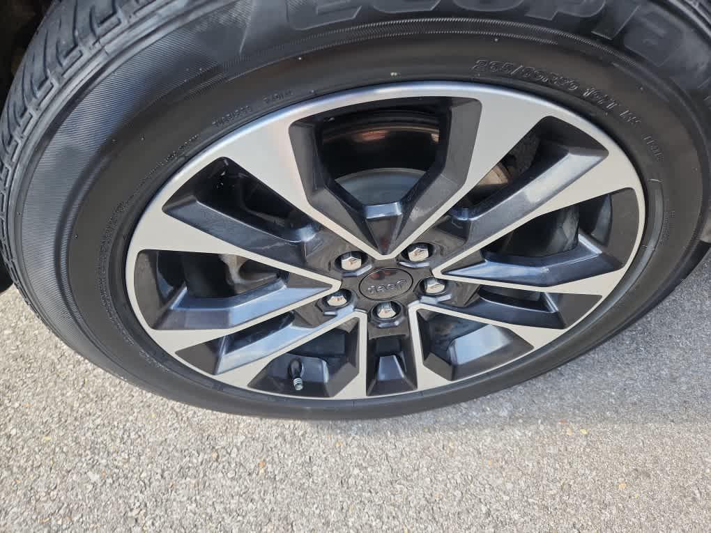 used 2021 Jeep Grand Cherokee L car, priced at $33,975