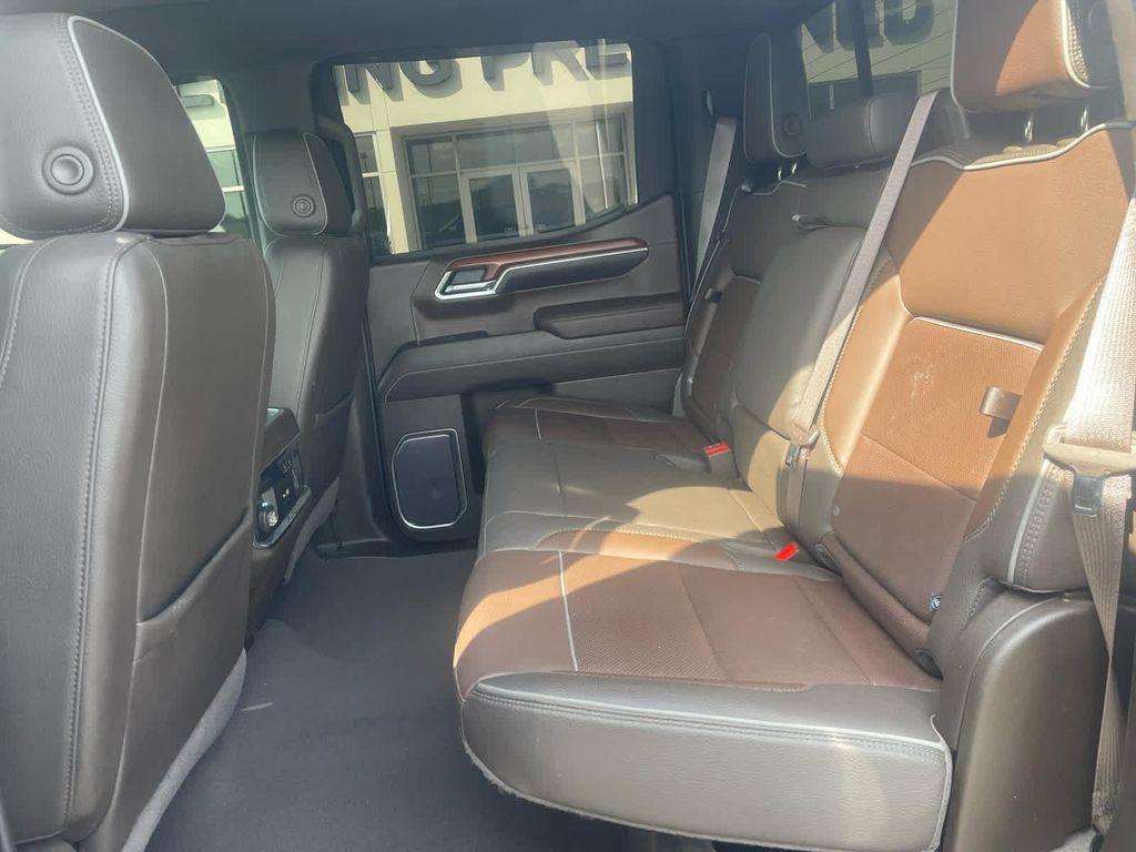 used 2023 GMC Sierra 1500 car, priced at $47,990